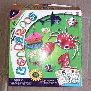 Bendaroos. Amazing flexible building sticks. 3+